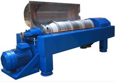 Materiale di SS316L centrifuga di Tricanter della macchina della centrifuga del decantatore di separazione della farina di pesce dell'olio di pesce di 3 fasi